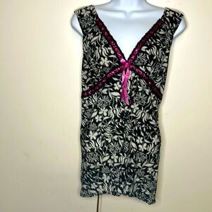 Kat Nap black and pink sleepwear. Size 1X